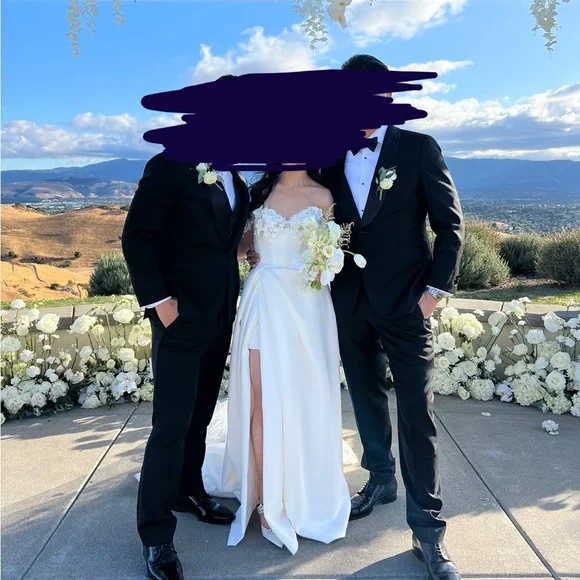 Justin Alexander Bobbie Wedding Dress - Picture 2 of 4